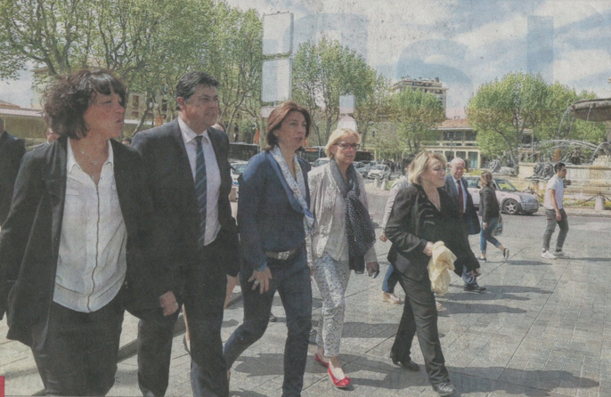 Martine Vassal entourée de Maryse Joissains et des nouveaux élus aixois au Département – Dany Brunet, Jean-Marc Perrin, Brigitte Devesa et Jean-Pierre Bouvet.